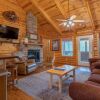 Отель Ozarks Oasis 4 Bedroom Cabin by Redawning, фото 15