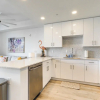 Отель Chic Sarasota Condo w/ Balcony: 2 Mi to Beaches!, фото 6