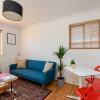 Отель Modern 1BR Flat in Angel/islington, Fits 4, фото 2
