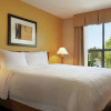 Отель Hampton Inn & Suites by Hilton Langley-Surrey, фото 4