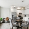 Отель California 1BR Condo - Chic & Cozy, фото 15