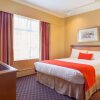 Отель Howard Johnson Hotel by Wyndham Vancouver Downtown, фото 4