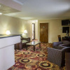 Отель Rodeway Inn & Suites, фото 2