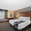 Отель La Quinta Inn & Suites by Wyndham N Little Rock-McCain Mall, фото 33