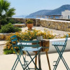 Отель VILLA THEIA - SELENE , appartement de charme pour 4 à 6 personnes prés de la plage et du village de , фото 3
