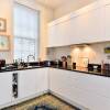 Отель Elegant 3 Bed Apt With Rooftop Terrace In Pimlico, фото 5