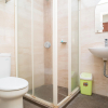 Отель Urbanview Hotel Grand Sumatera Surabaya, фото 9