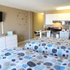 Отель Beach Front Studios in Daytona Beach, фото 20
