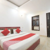 Отель OYO 17389 Prince Palace, фото 5