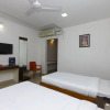 Отель OYO 9373 Pondy Bazaar, фото 4