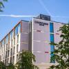 Отель Courtyard by Marriott Edinburgh West в Эдинбурге