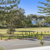 Отель Oceanfront Beach House On Marine Parade, фото 14