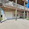 Отель Coastal Getaway - Pool & Gulf Views, Walk To Beach 5 Bedroom Home, фото 23