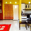 Отель Rumah Aika Family Homestay Yogyakarta, фото 3