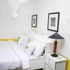 Отель Beautiful 3-bed 2 Bath House at Spur Road Freetown, фото 17