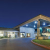 Отель La Quinta Inn & Suites by Wyndham Portland NW, фото 1