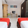 Отель RedDoorz Plus @ Raya Legian, фото 3