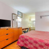 Отель Econo Lodge, фото 6