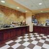 Отель Hampton Inn & Suites Rogers, фото 12