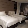 Отель Mahkota Hotel Singkawang, фото 19