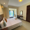 Отель Lux Suites La Vida Sunrise Apartments, фото 1