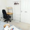 Отель Room in Guest Room - Double Room, Full Kitchen, Smart TV, Shared Bathroom in 3-bed Home, фото 9