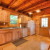 Отель Moonshiner's Hideaway 2 Bedroom Cabin by Redawning, фото 15