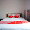 Отель OYO 901 Abdi Praja Residence, фото 17