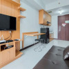 Отель Nice And Comfort 1Br Apartment At Scientia Residence, фото 6