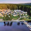 Отель Lakeside Village 13, фото 1