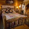 Отель The Log House Lodge Bed & Breakfast, фото 2