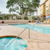 Отель Fairfield Inn & Suites by Marriott San Antonio Seaworld, фото 9