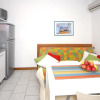 Отель Coastal Comfort Flat Just 400m From the Beach, фото 7