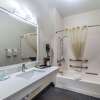 Отель Quality Inn & Suites, фото 9