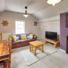 Отель Host Stay Leesholme Loft, фото 13