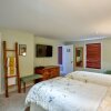 Отель Finlay House Bed and Breakfast Niagara - on - the - Lake, фото 22
