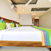 Отель Treebo Trend Shree Sai Suites, фото 12