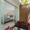Отель Villa Bronte Beachside Living in the Heart of Canggu Sleeps 4 pax Light and Bright Beautiful Modern , фото 15