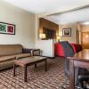 Отель Quality Suites Hickory South, фото 16