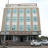 Отель OYO 16647 Hotel Batra Palace, фото 5
