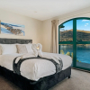 Отель Lakefront Living At Remarkables - West, фото 6