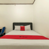Отель RedDoorz near Pondok Indah Water Park, фото 4