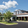 Отель Courtyard Norwalk, фото 22