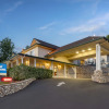 Отель Best Western Cedar Inn & Suites, фото 1