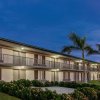Отель Ramada by Wyndham Sarasota Waterfront в Уитфилд-Эстейтс