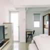 Отель Cozy And Warm Studio At Urbantown Serpong Apartment, фото 12