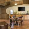 Отель Quality Inn & Suites at Coos Bay, фото 10