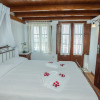 Отель En Plo Boutique Suites Master Suite With Sea View 5 pax, фото 5
