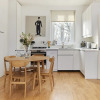 Отель The Putney Hideout - Bright 1bdr Flat, фото 12
