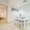 Отель Guests and Cohost - Contemporary Apartment With Wide City Views, фото 12